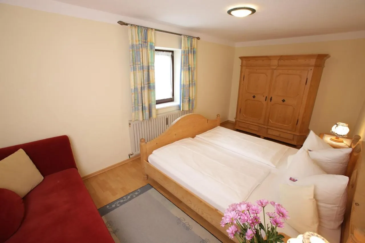 Pension Gut Horn Waging am See Guest house