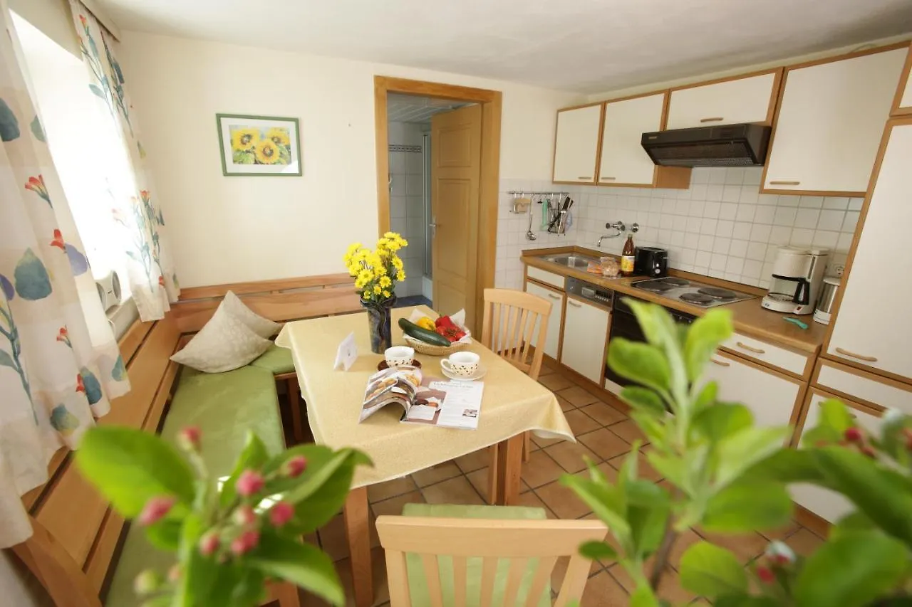 Pension Gut Horn Waging am See Gasthof